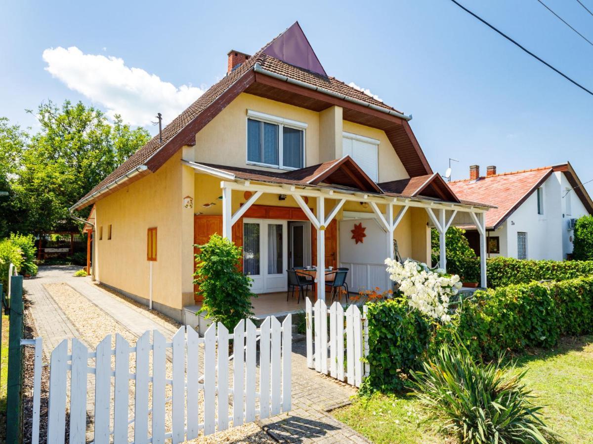Holiday Home Jazmin By Interhome Balatonszarszo Exterior foto
