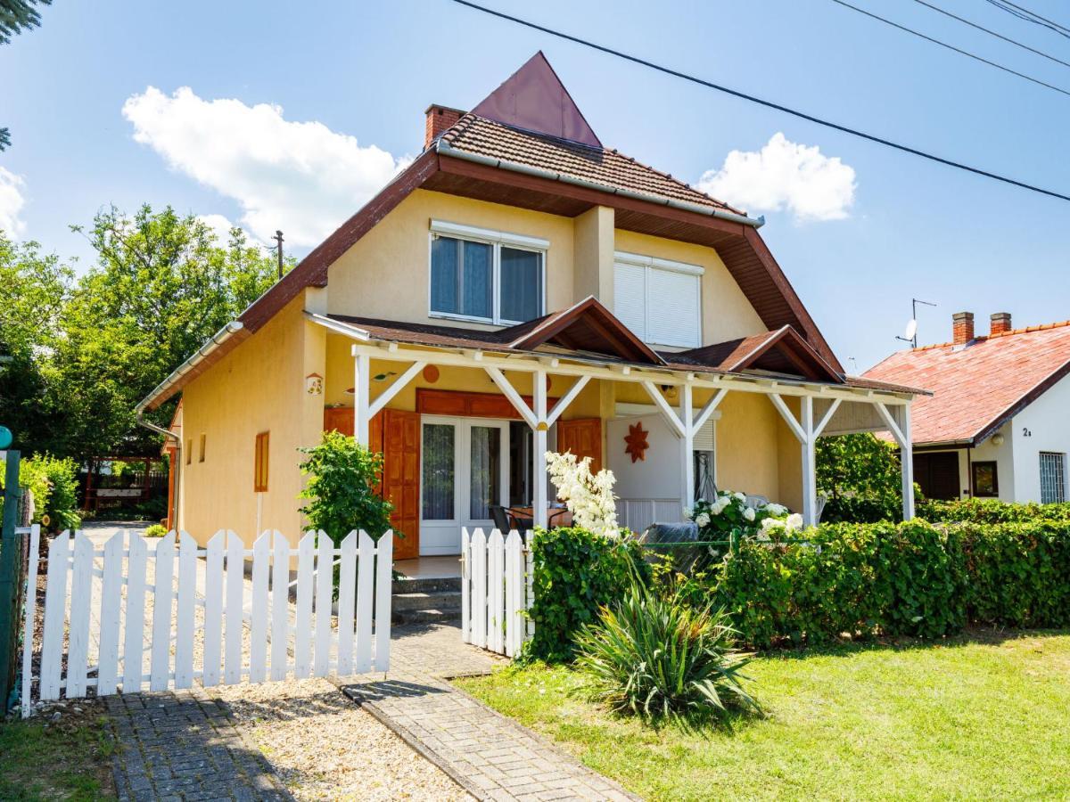Holiday Home Jazmin By Interhome Balatonszarszo Exterior foto